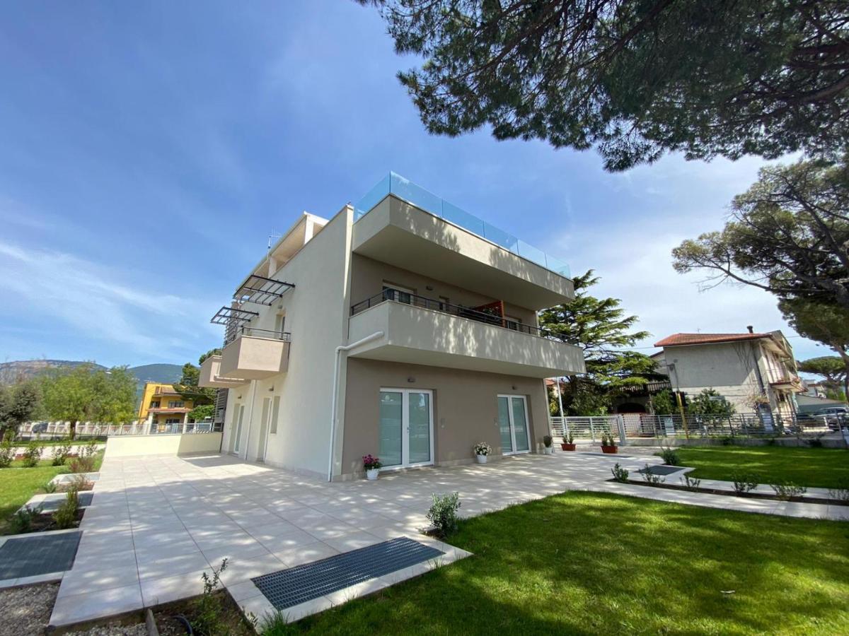 Assteas Rooms Paestum Esterno foto